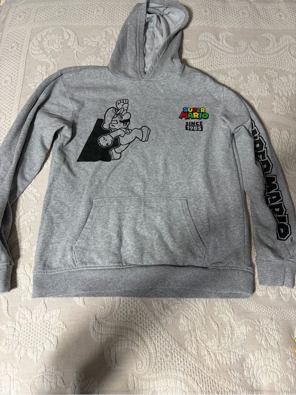 Nintendo Super Mario Gray Hoodie with Sleeve Logo Youth XL GUC Unisex iconic